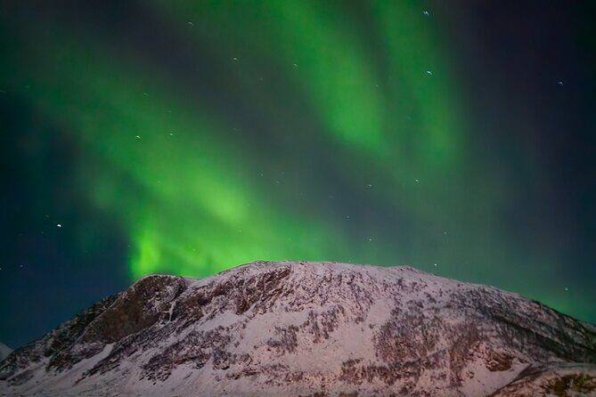 AURORA Northern Lights 8 HOURS Relaxed Moments (8 people)+photos - Who Should Book This Tour?