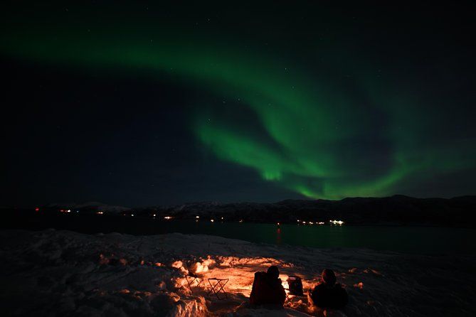 Aurora tour with free portrait and bonfire - The free aurora portrait: a gift that reduces stress