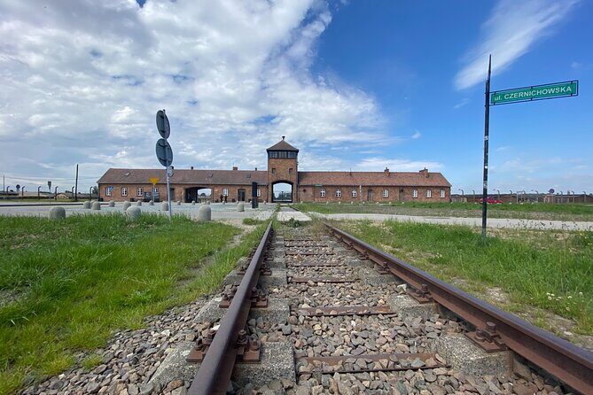 Auschwitz Birkenau and Salt Mine Full Day Guided Tour from Krakow hotel pick up - An honest look at the full-day Krakow tour to Auschwitz and the Wieliczka Salt Mine