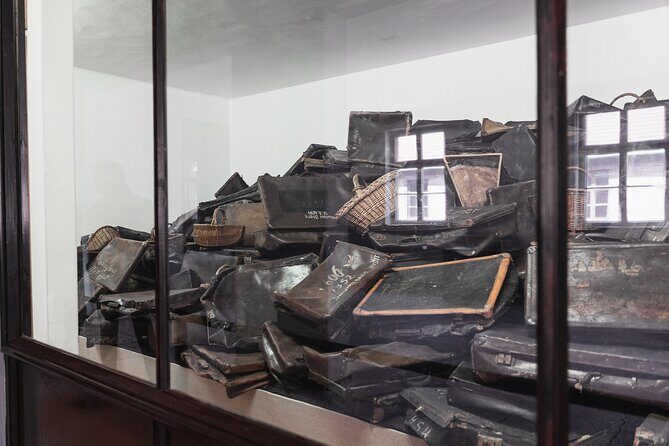 Auschwitz-Birkenau: Guided Tour from Kraków - The Itinerary: What You Can Expect