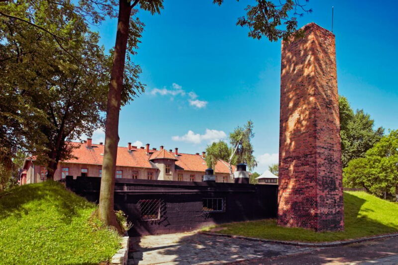 Auschwitz-Birkenau: Guided Tour with Fast Track Ticket - The Experience from the Reviews