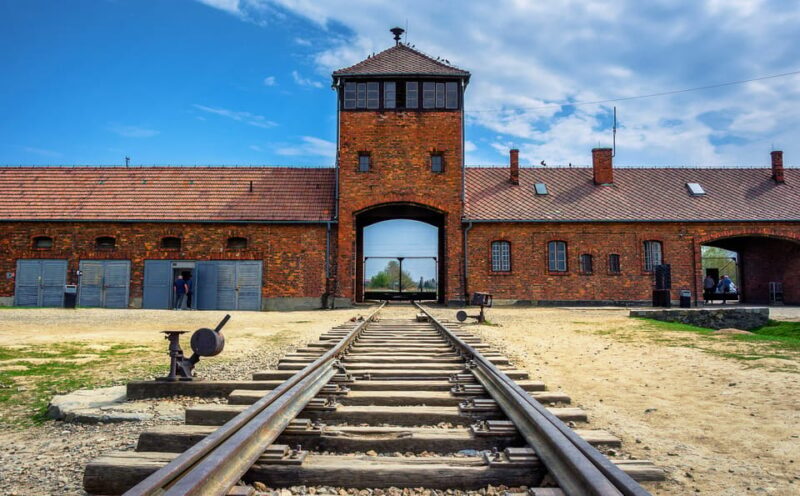 Auschwitz-Birkenau: Guided Tour with Fast Track Ticket - FAQ