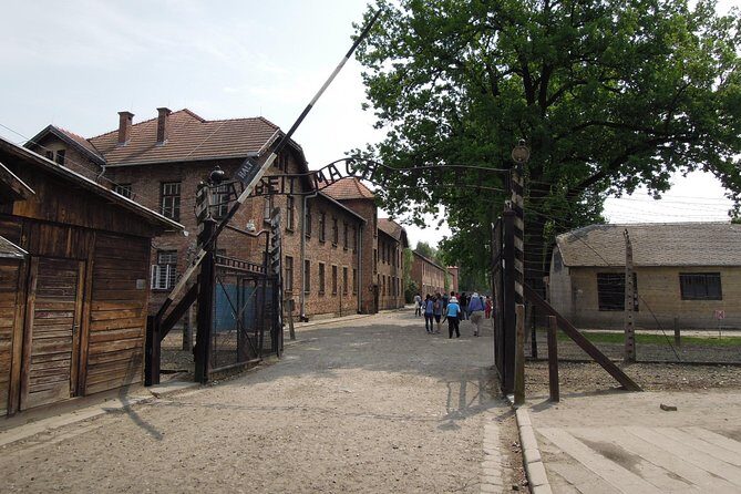 Auschwitz & Birkenau: Live-Guided Tour with Transportation and Hotel Pickup - FAQ