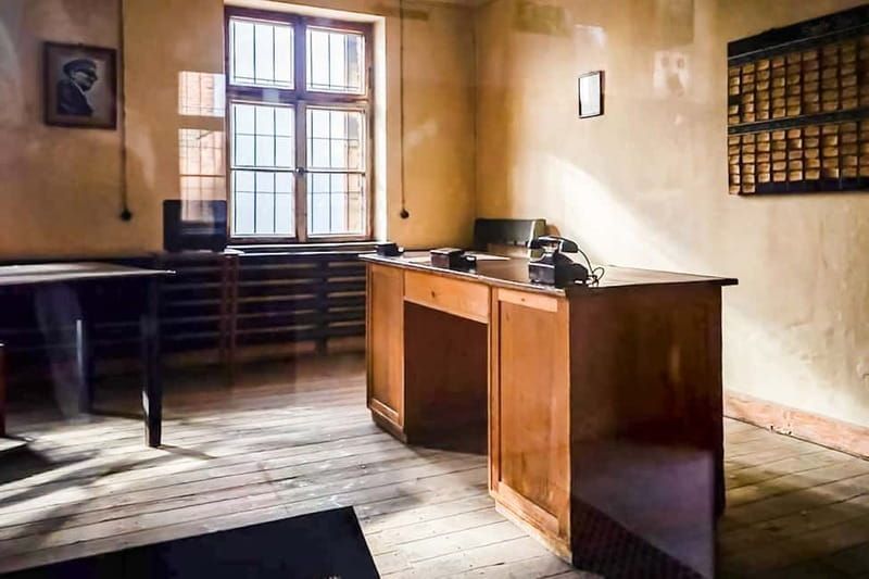 Auschwitz-Birkenau Skip-the-Line Guided Tour - Skip-the-Line Reality: What It Helps With (and What It Can’t Control)