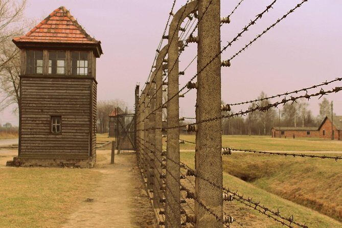 Auschwitz Small Group Tour from Warsaw with Lunch - Final Thoughts
