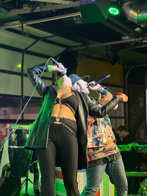 Austin 6th Street Bar Crawl | The Epic Group - How This Tour Fits Different Travelers