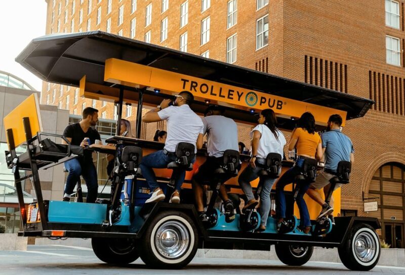 Austin: Trolley Pub Austin Private Group Tour - Key Points