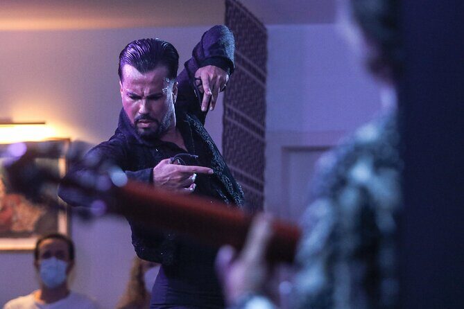 Authentic flamenco show. Alegria and gastronomy Malaga - FAQs