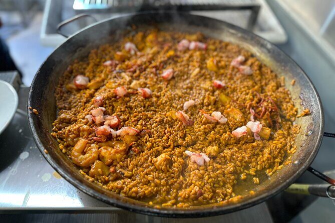 Authentic Paella in Madrid: A Hands-On Class with Tapas & Sangria - The Drinks and Tapas