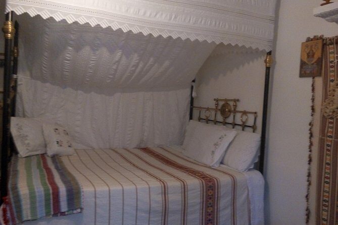 Authentic Paphos: Culture, Flavors and Traditions - A Deep Dive into the Experience