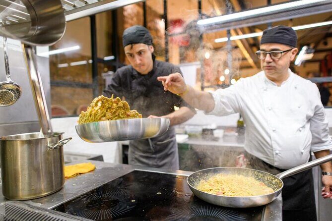 Authentic Roman Restaurant Dining Experience - Key Points