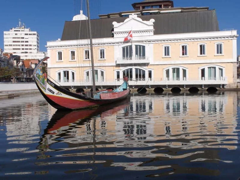 Aveiro Essential: Boat, Walking Tour, Sweets & Ribbons - Who Will Find This Tour a Good Fit?