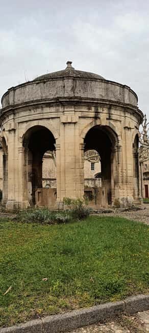 Avignon and Villeneuve Les Avignon: Electric bike tours - Who is This Tour Best For?