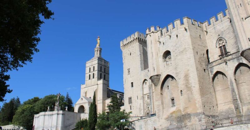 Avignon: Historic District Guided Food & Wine Walking Tour - Key Points
