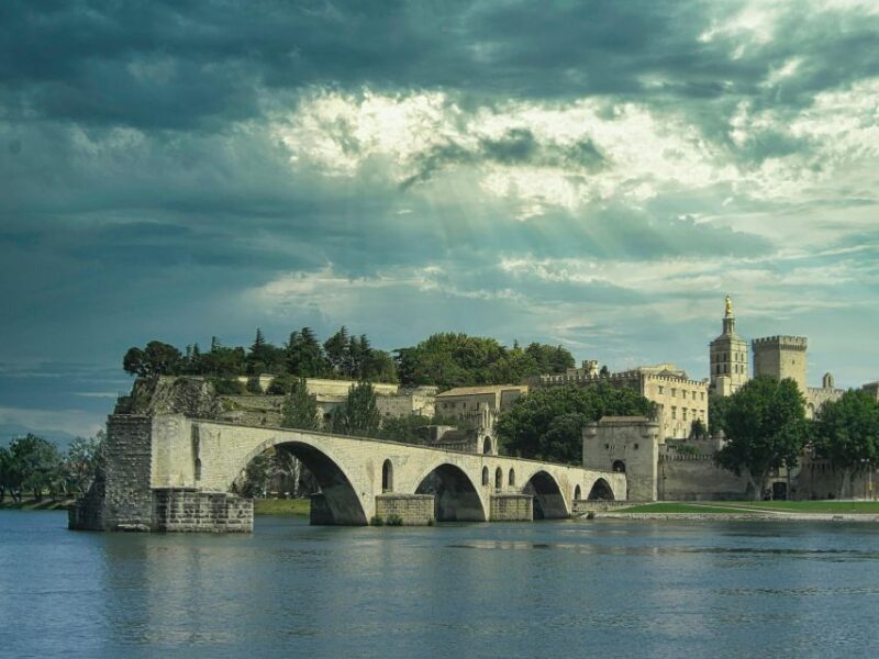 Avignon: Private Guided Walking Tour with Hotel Pickup - FAQ
