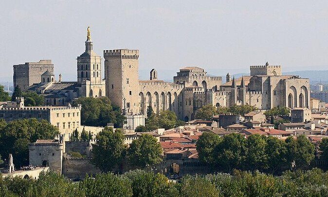 Avignon Walking Tour including Pope's Palace - Key Points