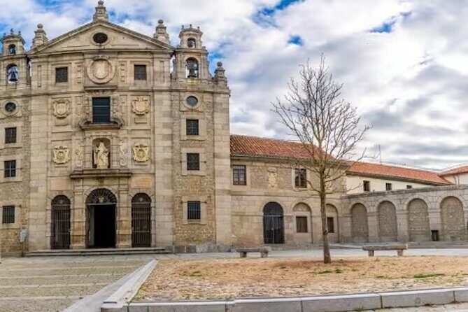 Avila and Segovia Private Minivan Tour from Madrid - The Journey Through History and Beauty