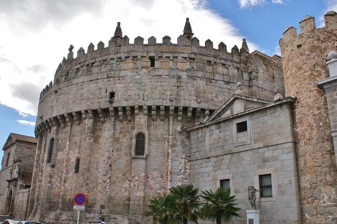 Avila Private tour from Madrid with hotel pick up and drop off - The Experience: What to Expect