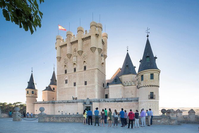 Avila with Walls & Segovia with Alcazar from Madrid - Lunch Options and Free Time