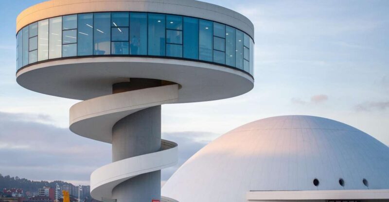 Aviles: Walking tour of the Historic Center - The Nuts and Bolts of the Avilés Walking Tour