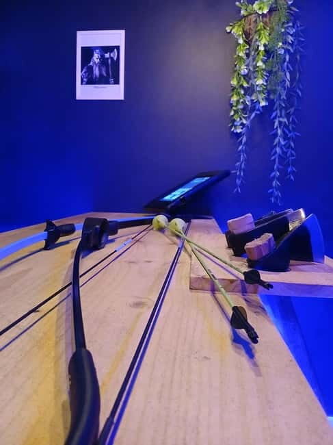 AXE THROWING TENERIFE - What to Expect from Axe Throwing Tenerife