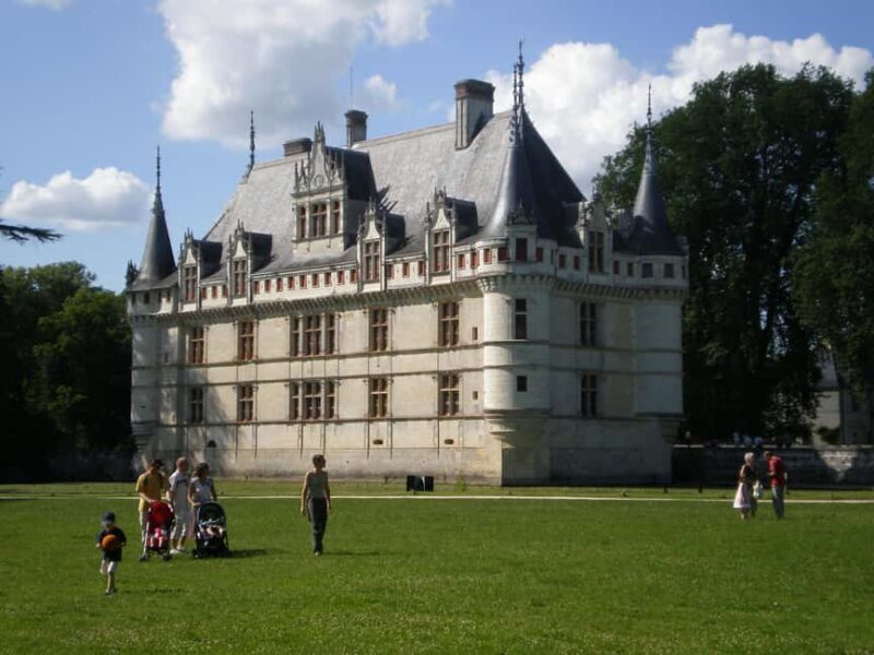 Azay-le-Rideau Castle : Guided Half-Day Tour from Tours - Key Points