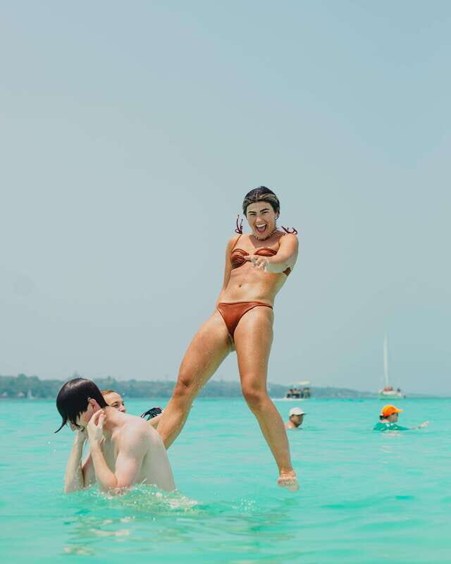 Bacalar Lagoon Sightseeing Boat Tour with Open Bar & Snack - Key Points