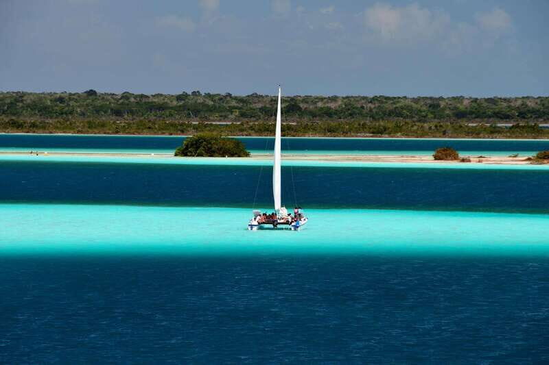 Bacalar Private Catamaran Lunch and Drinks from Costa Maya - Who Is This Tour Best For?