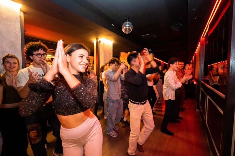 Bachata Class for International Students In Barcelona - The Social Aspect and Meeting New People