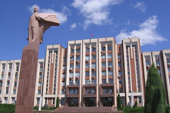 Back in the USSR - Transnistria. - The Experience: Pros and Cons