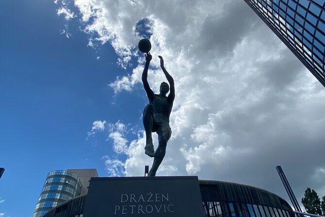 Back to Yugoslavia Private City Tour in Old-Timer Yugo Car - FAQ