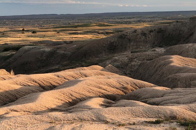 Badlands Sunset & Wildlife: Nature's Evening Glow - Stops 8 and 9: Big Badlands and Homestead Overlook