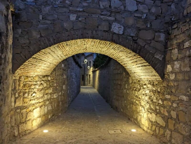 Baeza: Guided walking tour of history and legends - Key Points