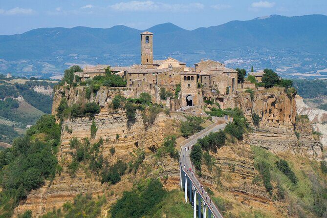 Bagnoregio & Orvieto Day Trip from Rome with Wine Tasting & Lunch - Overall Experience: Pros and Cons
