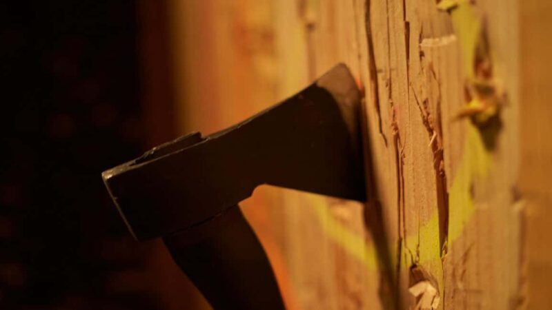 Bakersfield: Indoor Axe Throwing Experience - What to Expect During Your Session