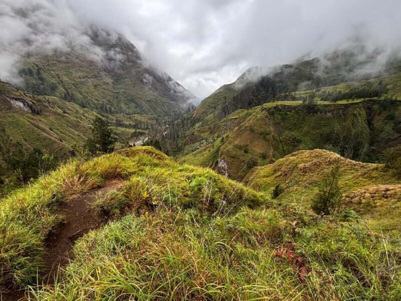 Bali or Lombok : Mount Rinjani, Bali Beyond Helicopter Tours - A Closer Look at the Helicopter Tour Experience