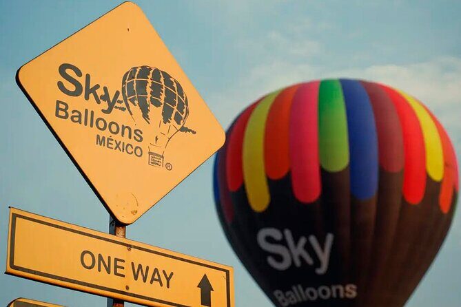 Balloon adventure: transfer+breakfast in the cave+guided pyramids - The Itinerary in Detail