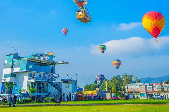 Balloon adventure: transfer+breakfast in the cave+guided pyramids - FAQ