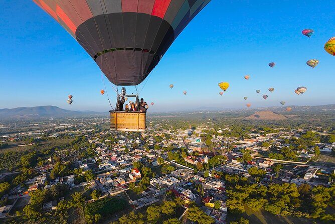Balloon Flight with Tour and Entrance to Teotihucan - A Closer Look at the Experience