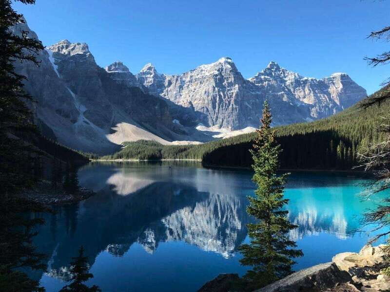 Banff/Canmore- Moraine Lake & Louise-Morning or Sunset Tour - The Experience in Detail