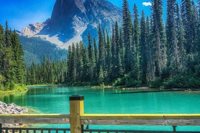 Banff Gondola, Lake Louise, Emerald Lake and Lake Minnewanka Tour - FAQ