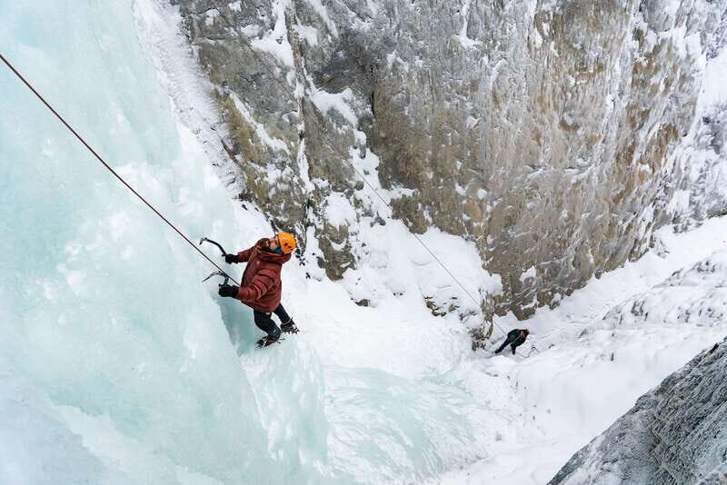 Banff: Introduction to Ice Climbing for Beginners - An In-Depth Look at the Ice Climbing Experience