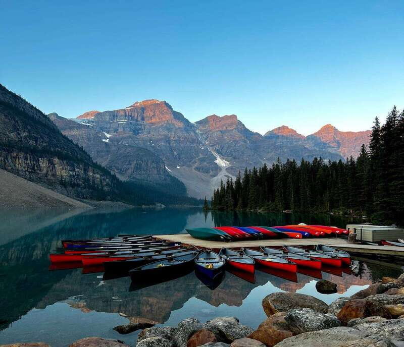 Banff - Lake Louise Moraine Lake and Icefields Parkway Tour - The Reviewers Perspective: Pros and Cons