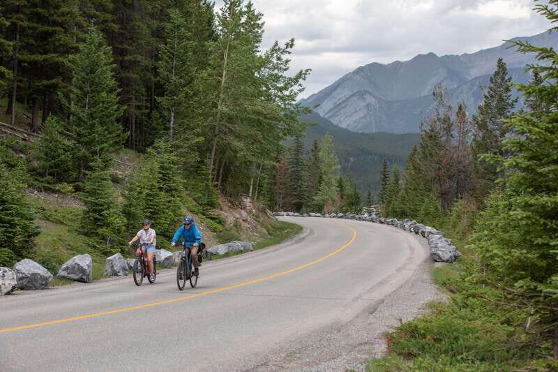 Banff: Mountain Lakeside Guided E-Bike Tour - First Impressions: Scenic, Relaxed, and Well-Organized