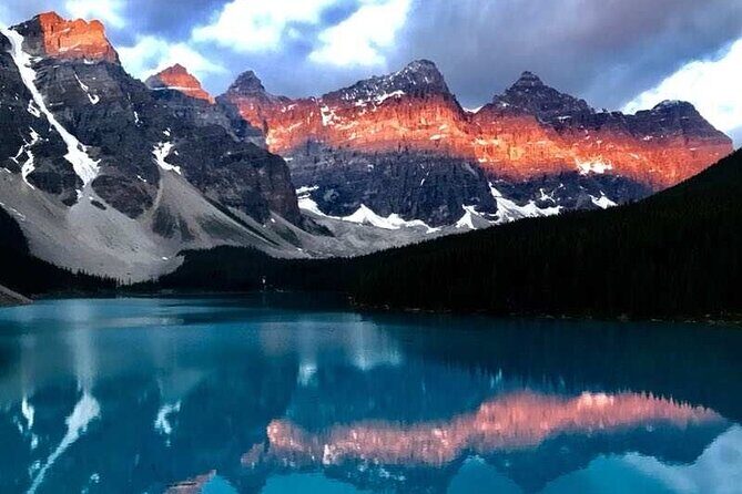 Banff National Park Moraine Lake and Lake Louise Explorer Tour - Key Points