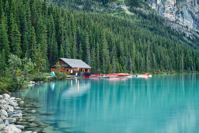 Banff Private Lake Tour: Moraine, Louise, Peyto & Emerald - FAQs