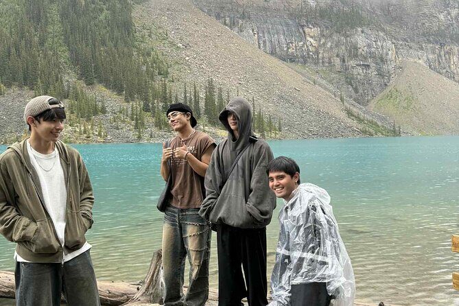 Banff: Shared Sightseeing Tour to Moraine Lake and Lake Louise - Key Points