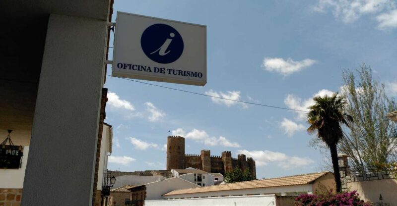 Baños de la Encina: Bury al-Hamma Castle Guided Tour - Key Points