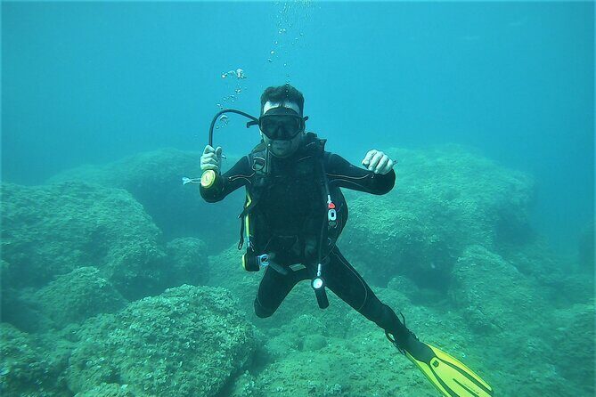 "Baptism of the Sea: Diving on the Island of Elba" - FAQ