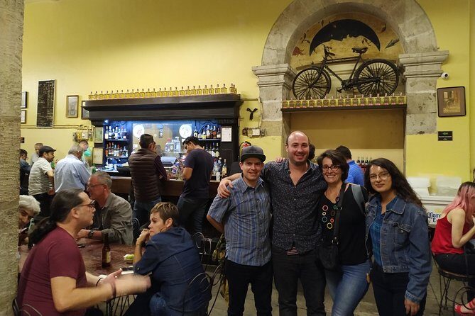 Bar Crawl in Guadalajara downtown - Exploring Guadalajara’s Downtown with a Cantina Crawl